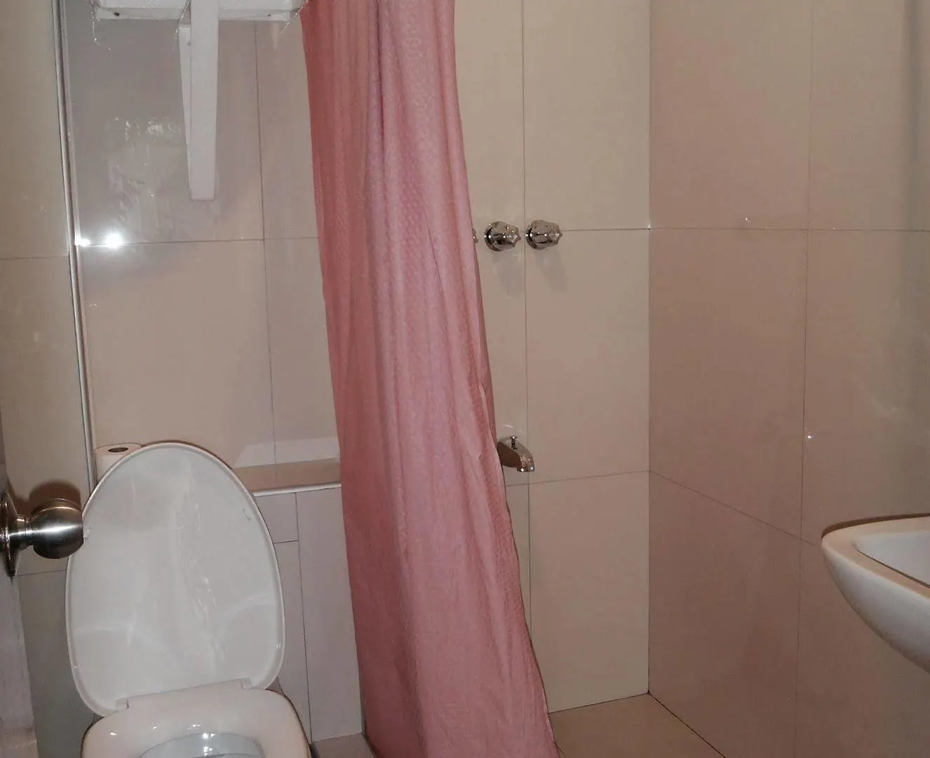 Pension Natividad Manila Philippinen